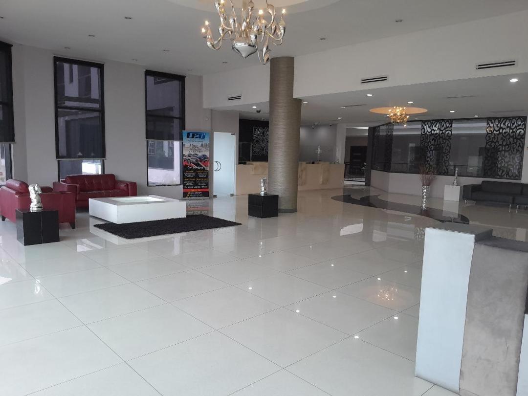 Piarco Regent Star Hotel מראה חיצוני תמונה